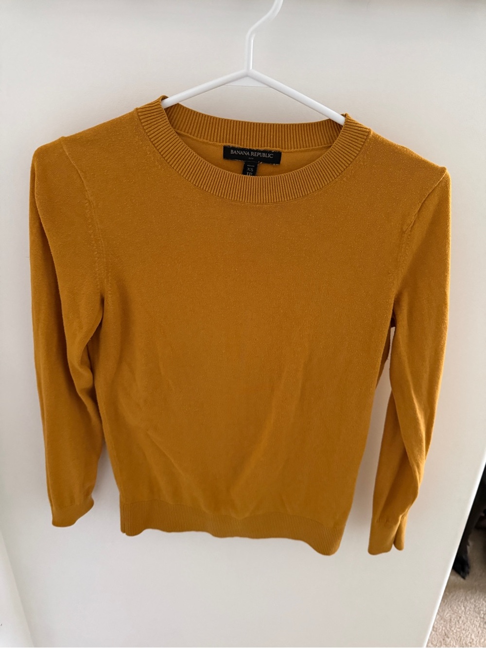 Banana Republic Women's Golden Yellow Crewneck Sweater